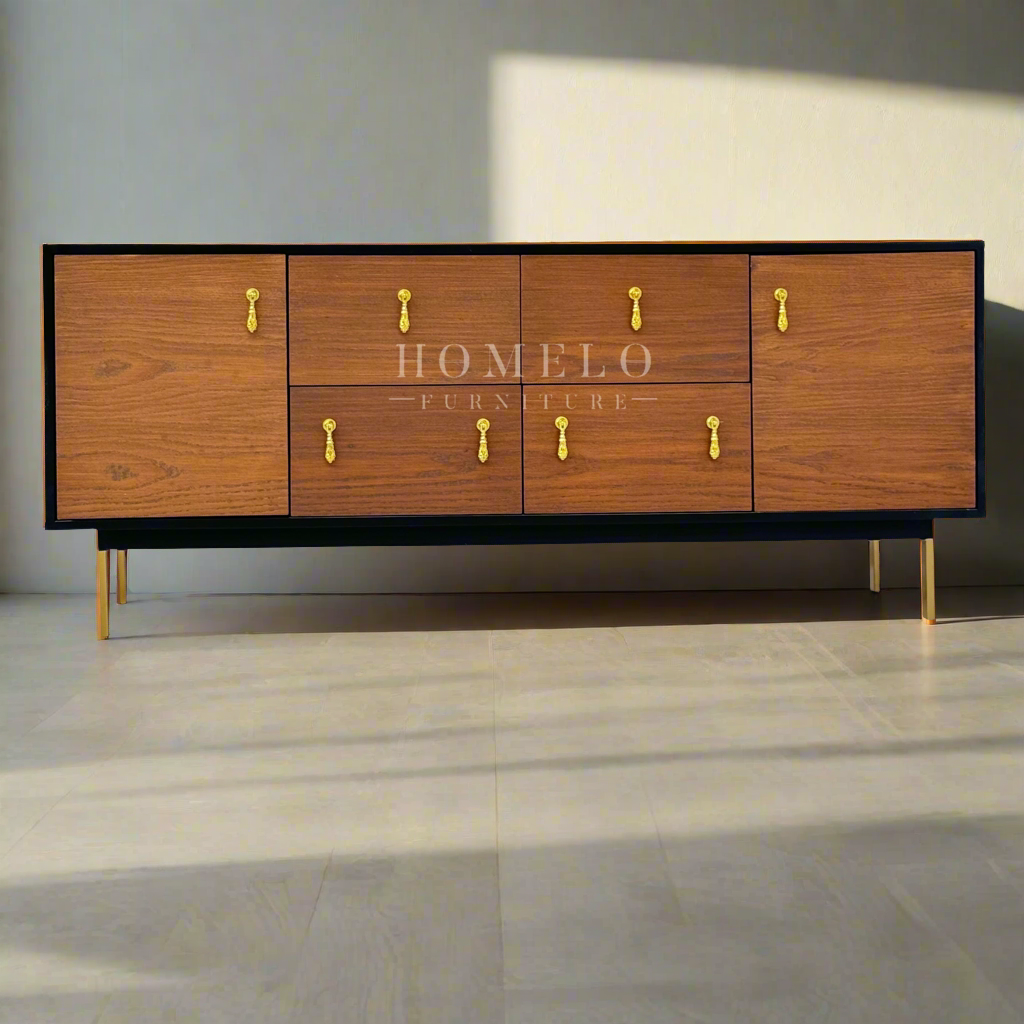 Emilia Console
