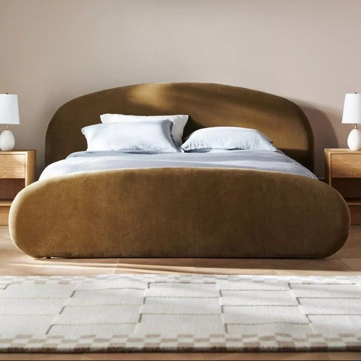 velluto-pebble-contour-velvet-bed-moss-gold
modern-rounded-upholstered-platform-bed-frame
luxury-minimalist-velvet-bed-with-curved-headboard