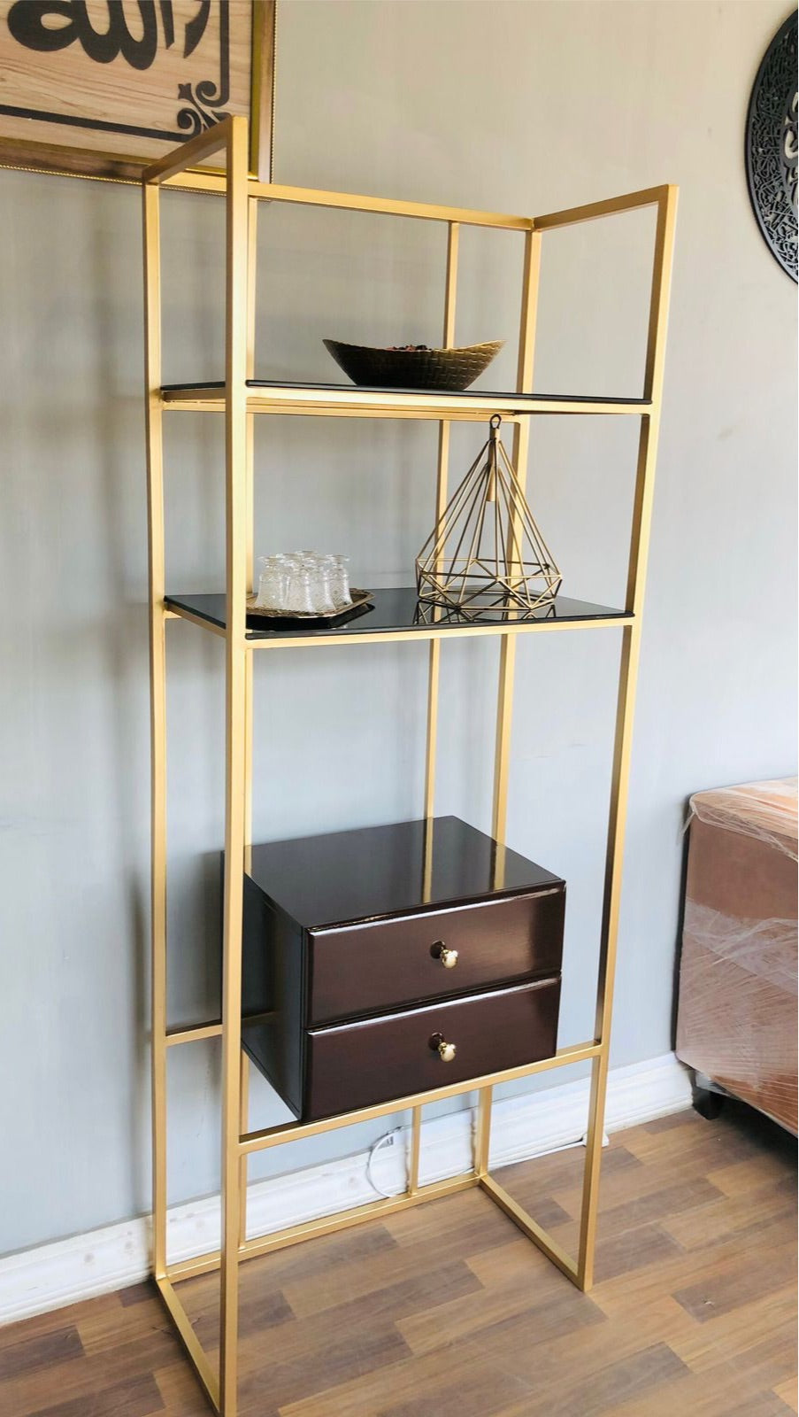 Élodie Shelf