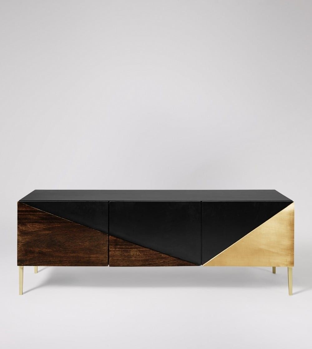 Akole Media Console