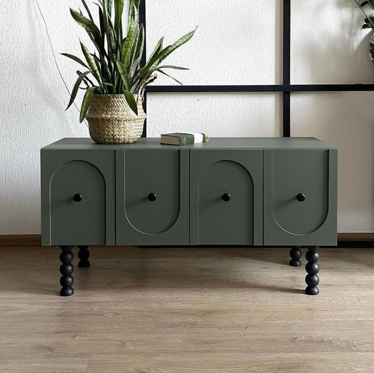 Mimic Elegant Modern Console