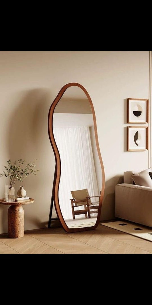 Curvy full-length standing mirror design