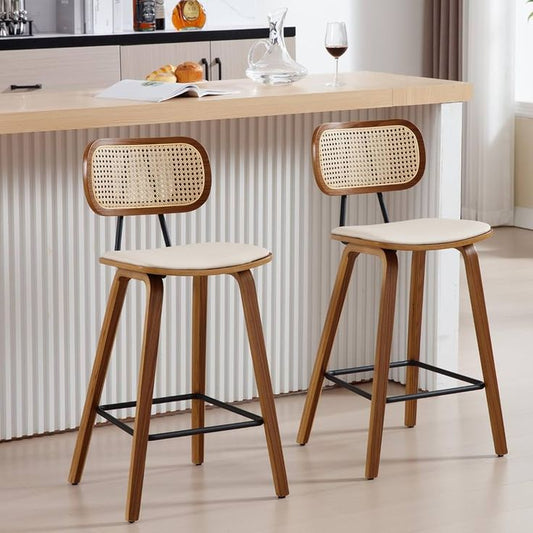 Loes bar stool with curved wooden seat and rattan backrest