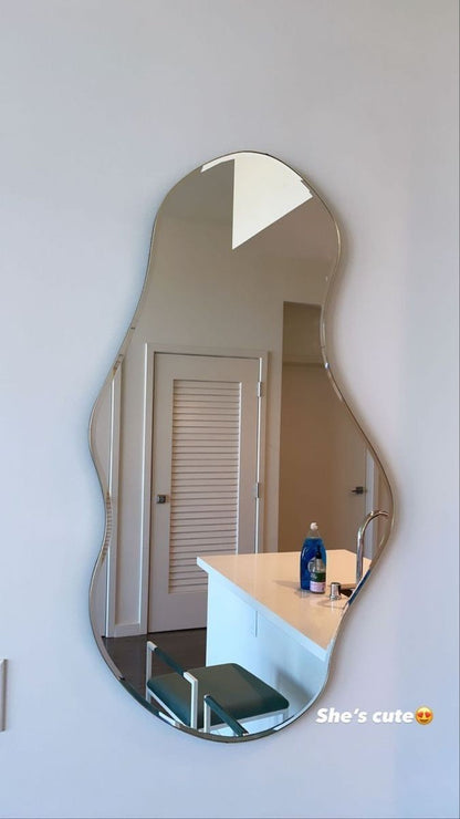 Amoeba Mirror